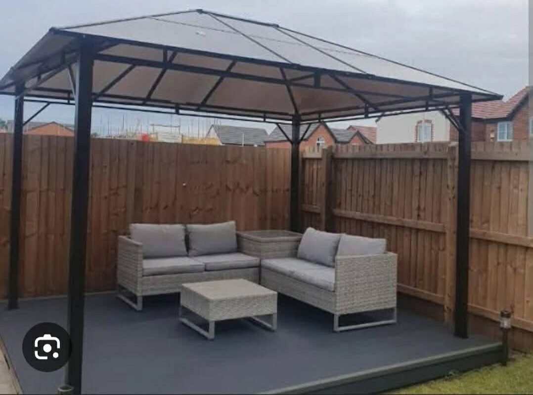 Back garden patio pergola